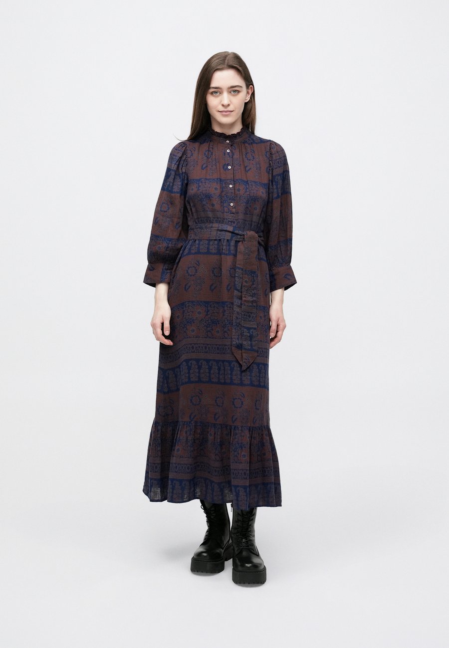 Платье Antik Batik MAREVA LONG DRESS, Burgundy/Bordeaux
Платье Antik Batik MAREVA LONG DRESS, Burgundy/Bordeaux