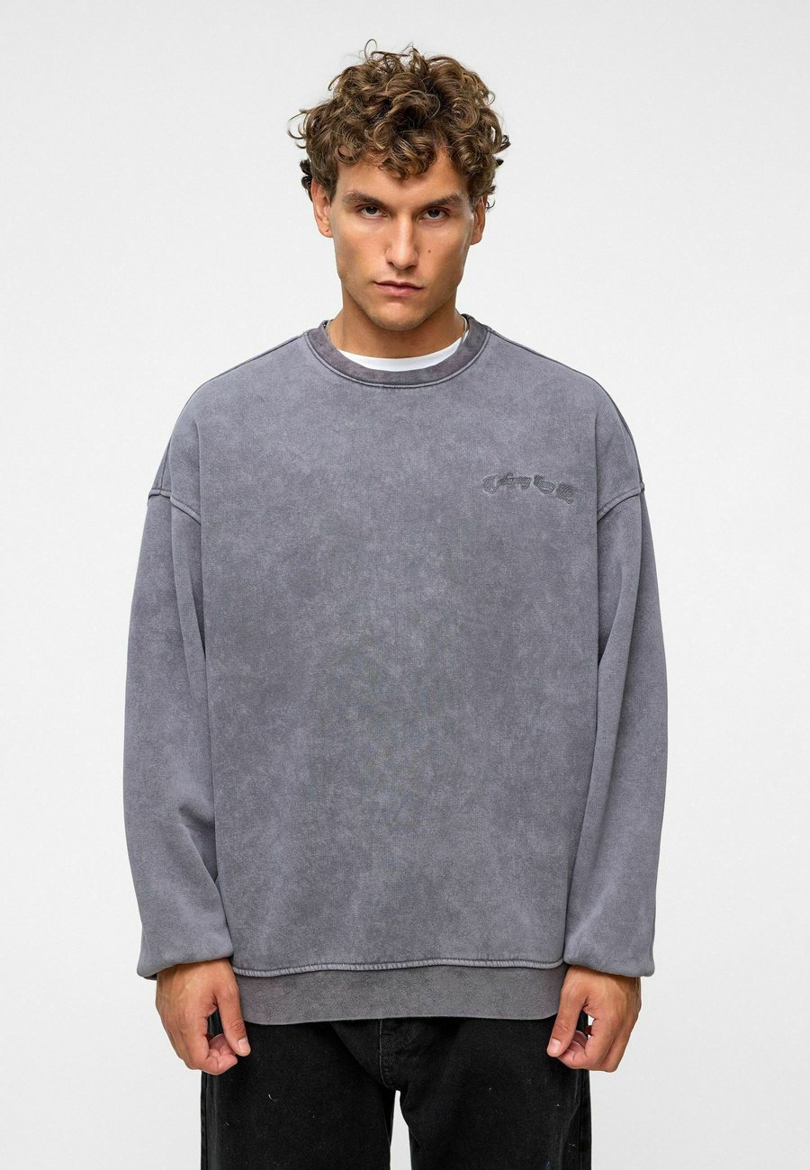 Толстовка zibi London OVERSIZED ACID WASHED, Smoked/Metallic Grey, Серый, Толстовка zibi London OVERSIZED ACID WASHED, Smoked/Metallic Grey
Толстовка zibi London OVERSIZED ACID WASHED, Smoked/Metallic Grey, Серый, Толстовка zibi London OVERSIZED ACID WASHED, Smoked/Metallic Grey
