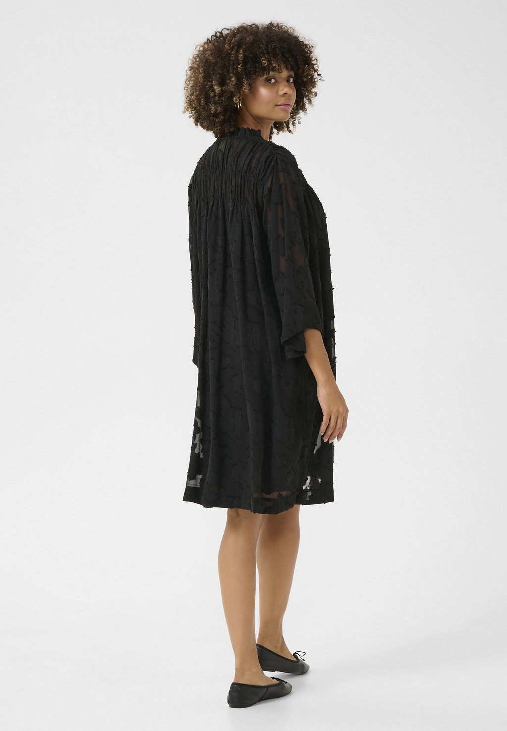 Коктейльное платье / Вечернее платье SANTA Culture, черный
Коктейльное платье / Вечернее платье SANTA Culture, черный