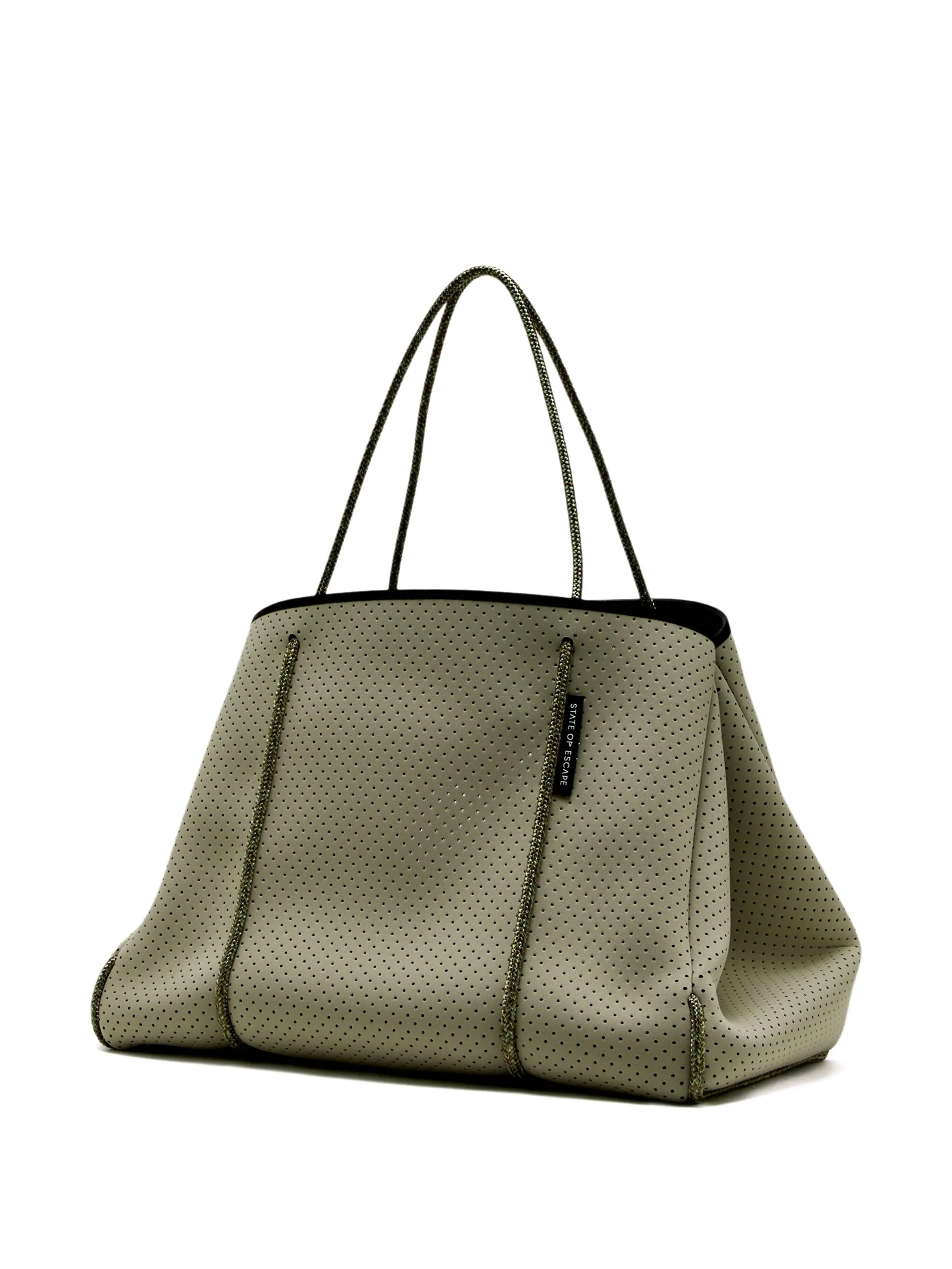 Сумка-тоут Escape с перфорацией State Of Escape, зеленый
Сумка-тоут Escape с перфорацией State Of Escape, зеленый