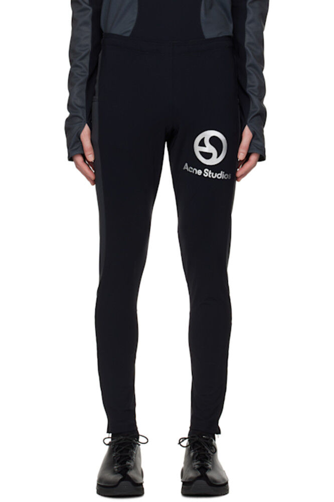 Черные леггинсы с логотипом Acne Studios
Черные леггинсы с логотипом Acne Studios