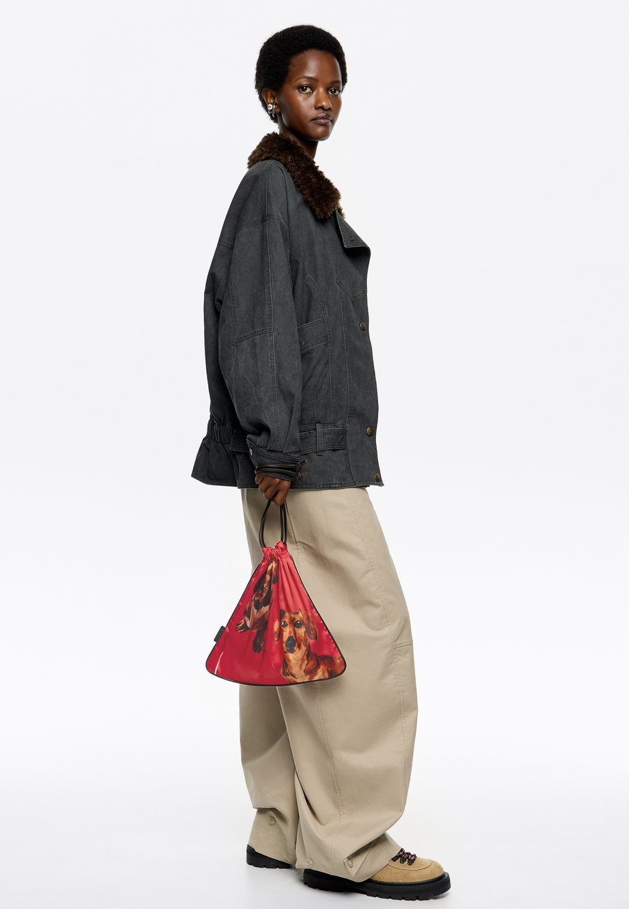 Сумка Bimba Y Lola Handbag, Rojo/Red
Сумка Bimba Y Lola Handbag, Rojo/Red