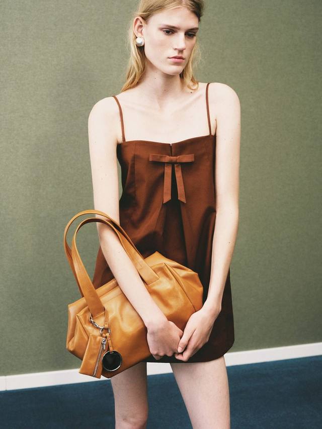 Мини-платье Lazito с бантом Mango, Brown
Мини-платье Lazito с бантом Mango, Brown