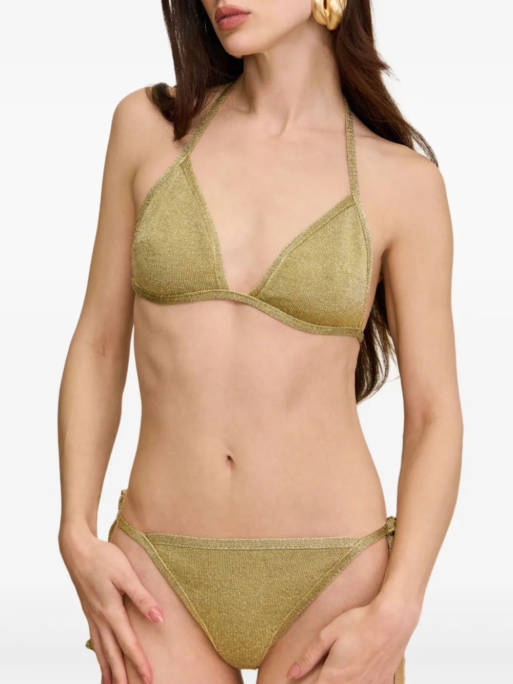 Бикини с эффектом металлик и треугольными чашками Cult Gaia, золотой
Бикини с эффектом металлик и треугольными чашками Cult Gaia, золотой