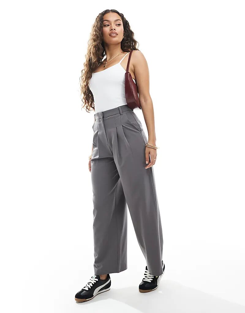 Брюки Miss Selfridge Petite широкого кроя серого цвета
Брюки Miss Selfridge Petite широкого кроя серого цвета