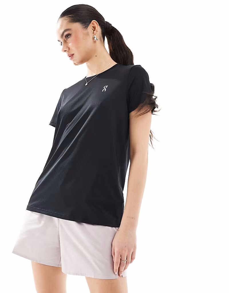 Футболка ON Core черного цвета 
Футболка ON Core черного цвета