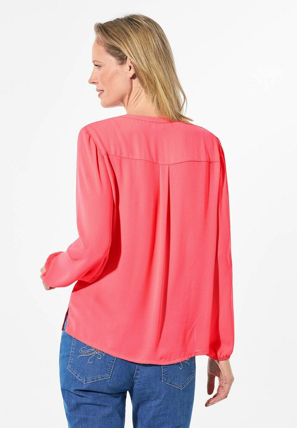 Блуза MIT AUSSCHNITT GOLDNER, коралл
Блуза MIT AUSSCHNITT GOLDNER, коралл