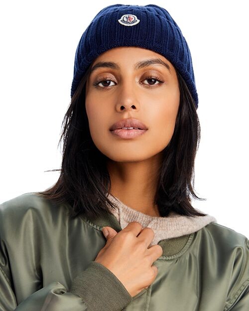 Шерстяная шапка в рубчик с логотипом Moncler, цвет Blue
Шерстяная шапка в рубчик с логотипом Moncler, цвет Blue