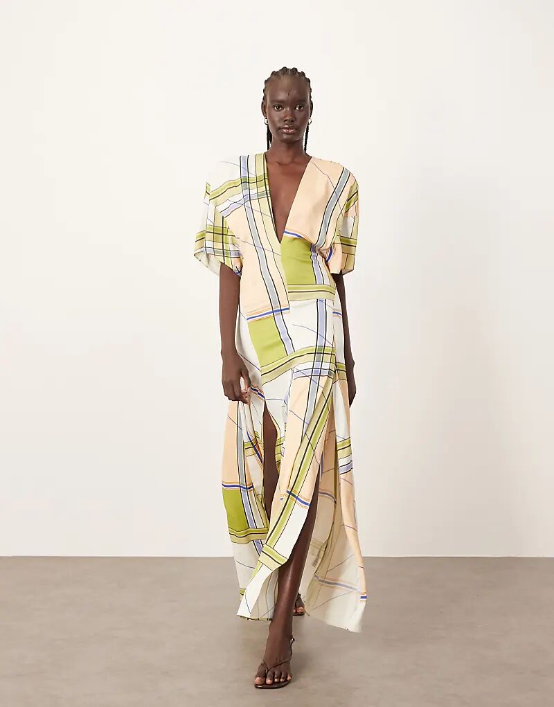 Современное чайное платье макси с клетчатым принтом
Современное чайное платье макси с клетчатым принтом