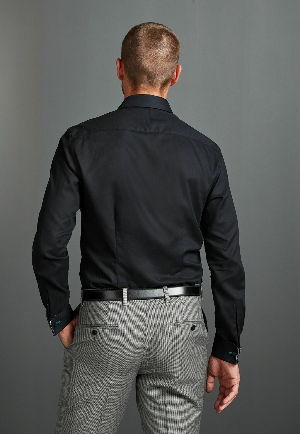 Официальная рубашка SIGNATURE TEXTURED SHIRT WITH TRIM DETAIL SLIM FIT DOUBLE CUFF Next, черный
Официальная рубашка SIGNATURE TEXTURED SHIRT WITH TRIM DETAIL SLIM FIT DOUBLE CUFF Next, черный