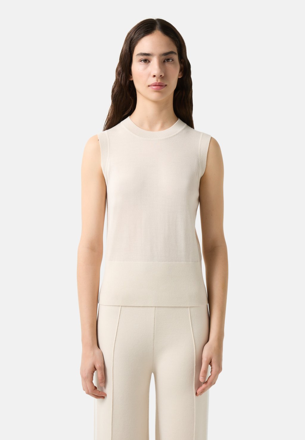 Топ ISOLA Bogner, белый
Топ ISOLA Bogner, белый