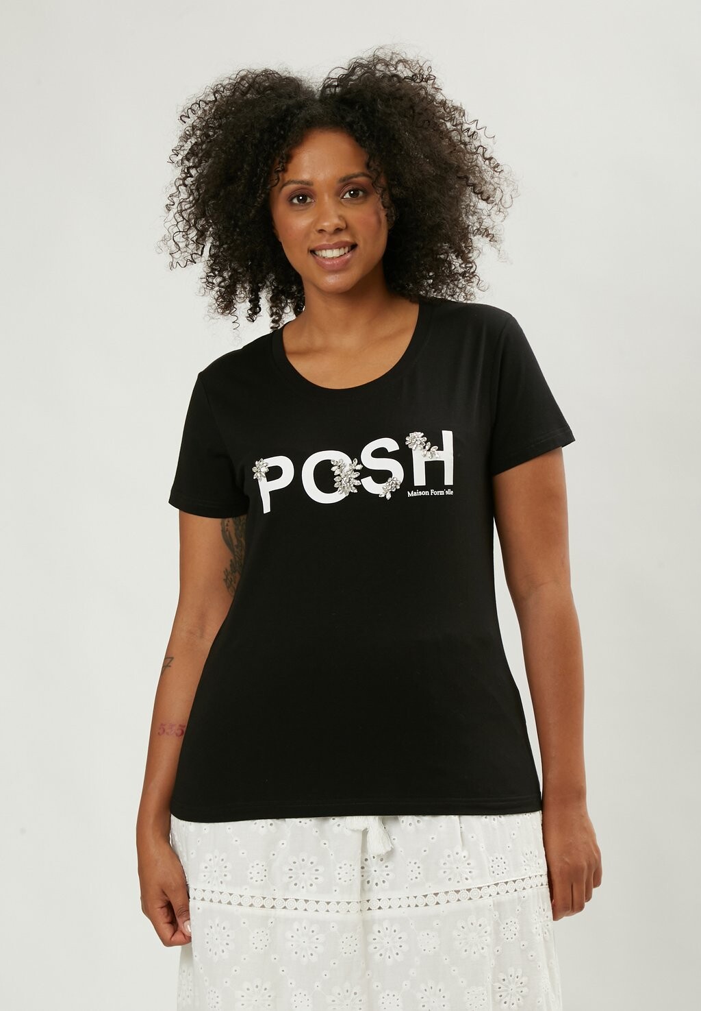 Футболка с принтом EMBELLISHED Maison Form'elle, черный 
Футболка с принтом EMBELLISHED Maison Form'elle, черный