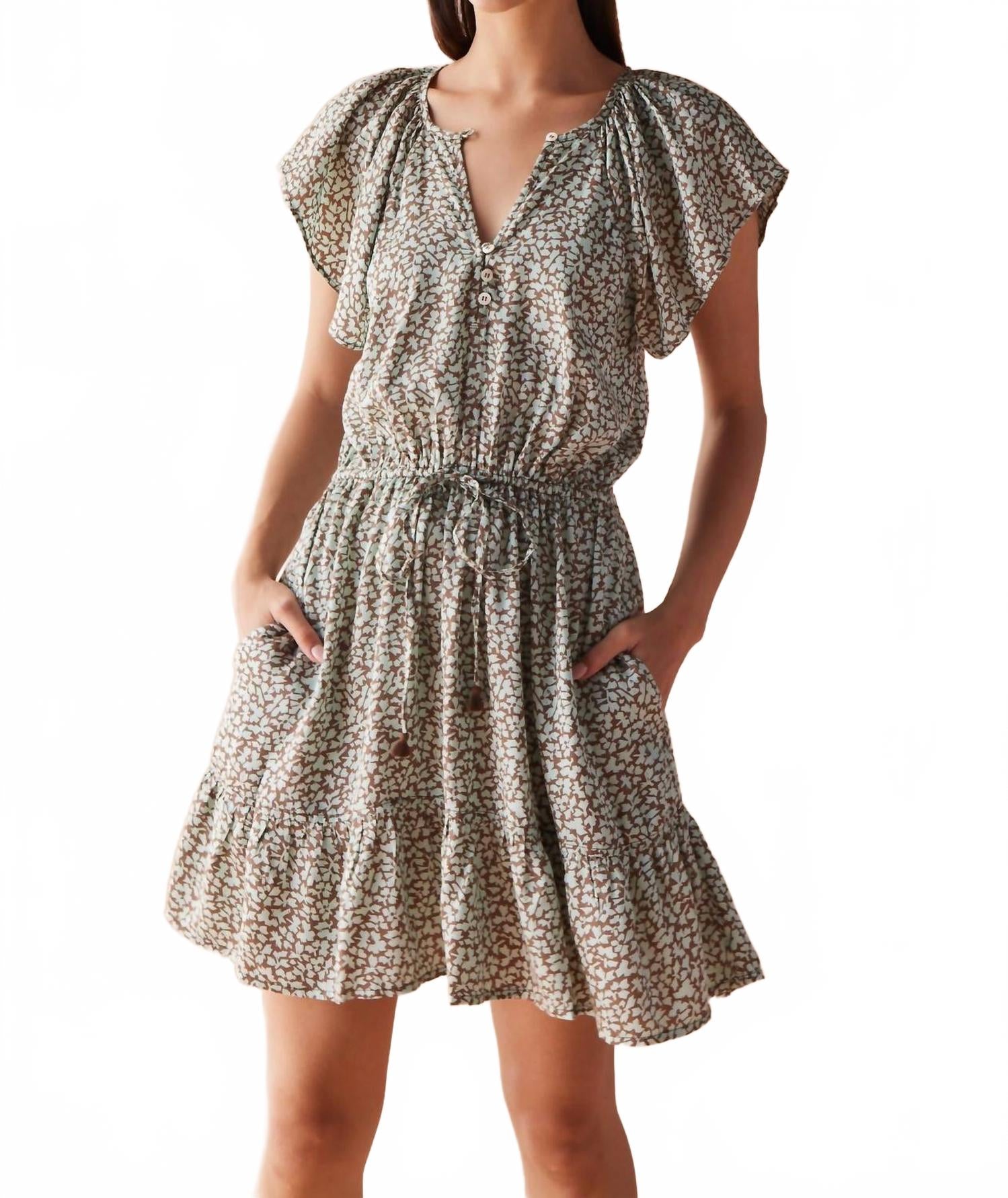 Платье Cora с короткими рукавами мини в расцветке Elliot Galapago OMIKA, Elliot Galapago
Платье Cora с короткими рукавами мини в расцветке Elliot Galapago OMIKA, Elliot Galapago