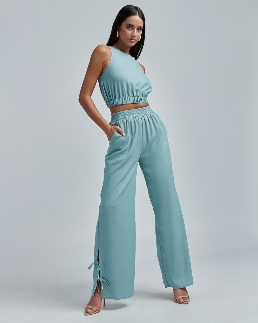 Широкие брюки BWLDR Laila, светло-синий
Широкие брюки BWLDR Laila, светло-синий