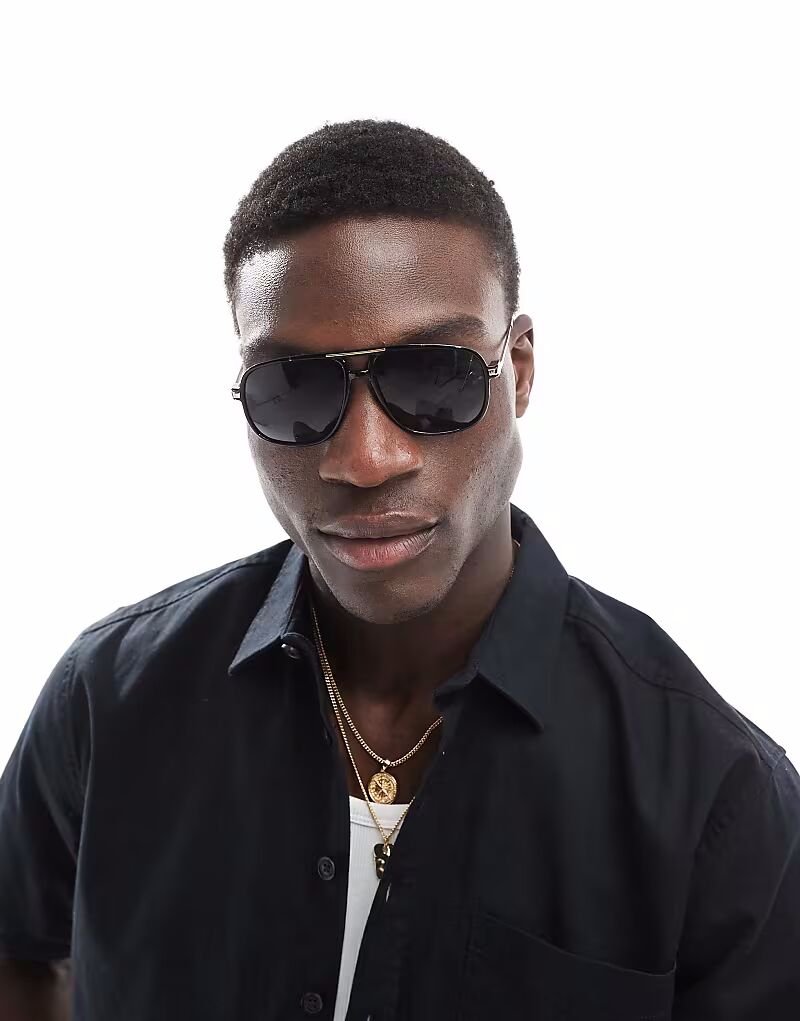 Солнцезащитные очки-авиаторы ASOS DESIGN с черными линзами и черной оправой с золотыми деталями
Солнцезащитные очки-авиаторы ASOS DESIGN с черными линзами и черной оправой с золотыми деталями