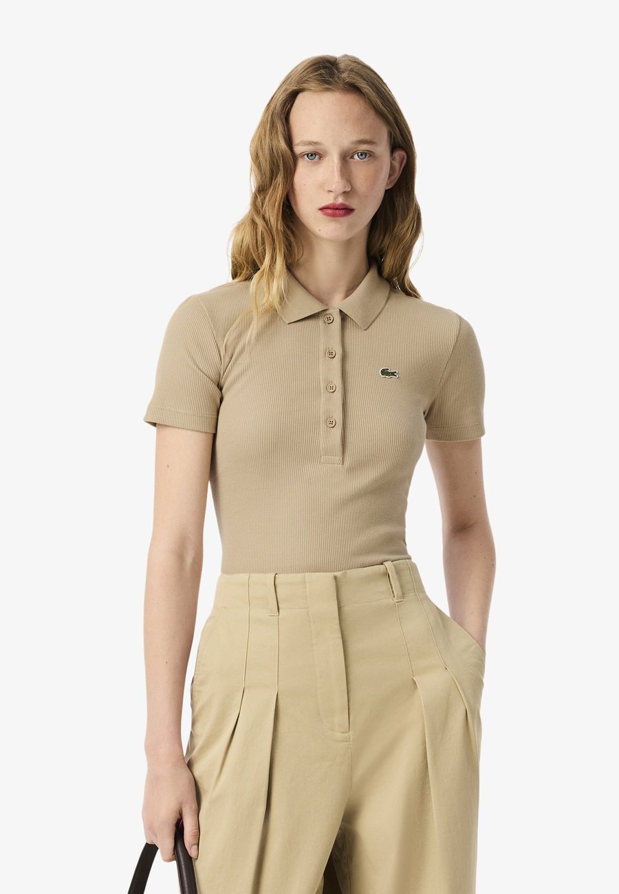 Поло Lacoste DF5377_70V, Beige-02S/Beige
Поло Lacoste DF5377_70V, Beige-02S/Beige