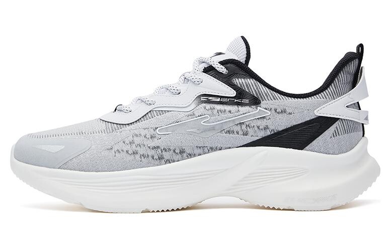 Кроссовки мужские низкие черный/белый Erke
Кроссовки мужские низкие черный/белый Erke