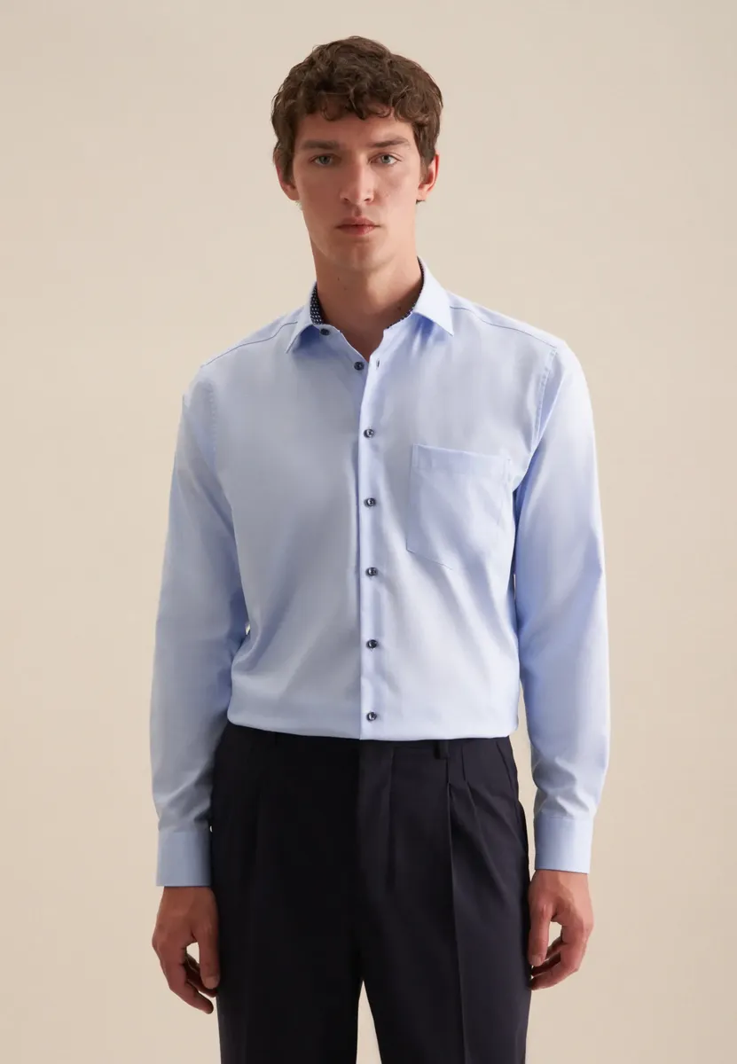 Деловая рубашка seidensticker "Regular", стандартный воротник "Кент" с длинными рукавами, однотонная, голубой
Деловая рубашка seidensticker "Regular", стандартный воротник "Кент" с длинными рукавами, однотонная, голубой