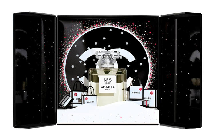 Туалетная вода размер 5 cedar musk vanilla 100ml CHANEL
Туалетная вода размер 5 cedar musk vanilla 100ml CHANEL