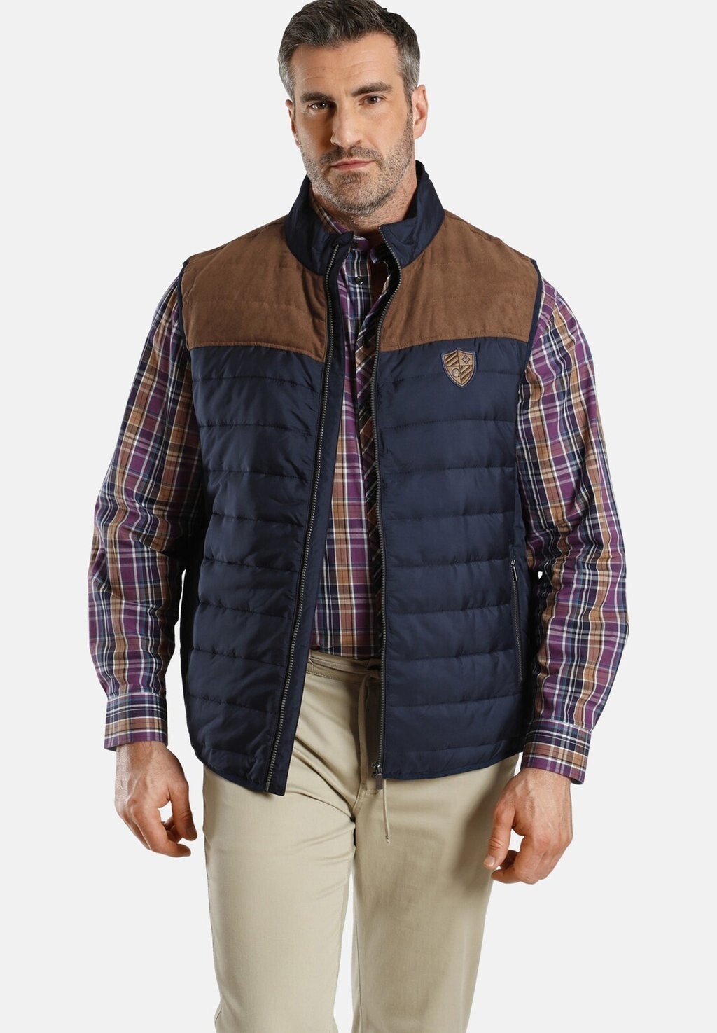 Жилет Charles Colby, Черный, Жилет Charles Colby
Жилет Charles Colby, Черный, Жилет Charles Colby