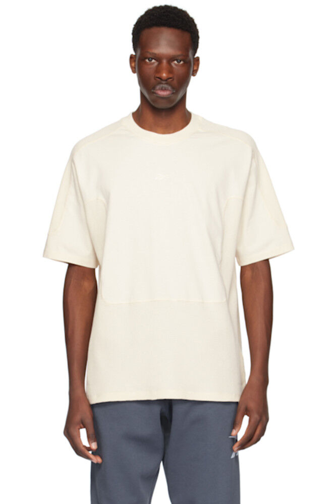 Тренировочная футболка Off-White Reebok Classics
Тренировочная футболка Off-White Reebok Classics