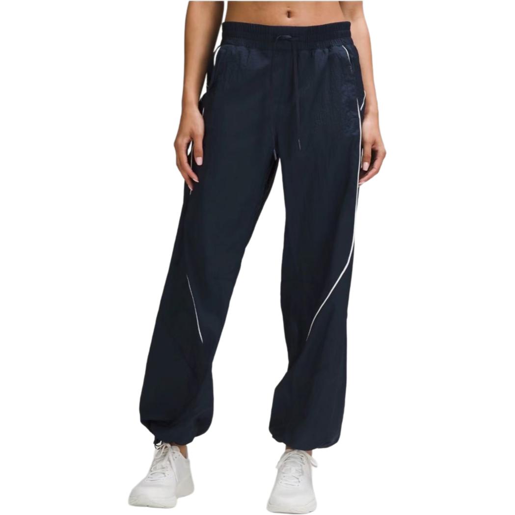 Облегченные брюки License To Train для женщин Lululemon, синий
Облегченные брюки License To Train для женщин Lululemon, синий