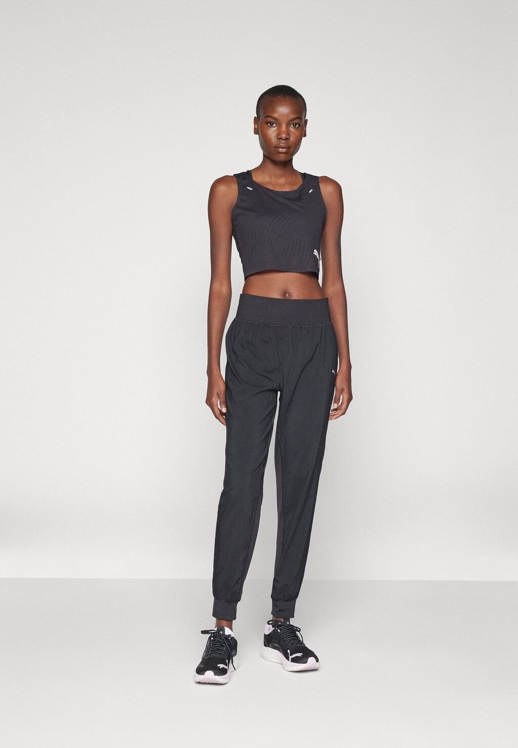 Топ Run Ultraspun Crop Top Puma, черный/огненное сияние
Топ Run Ultraspun Crop Top Puma, черный/огненное сияние