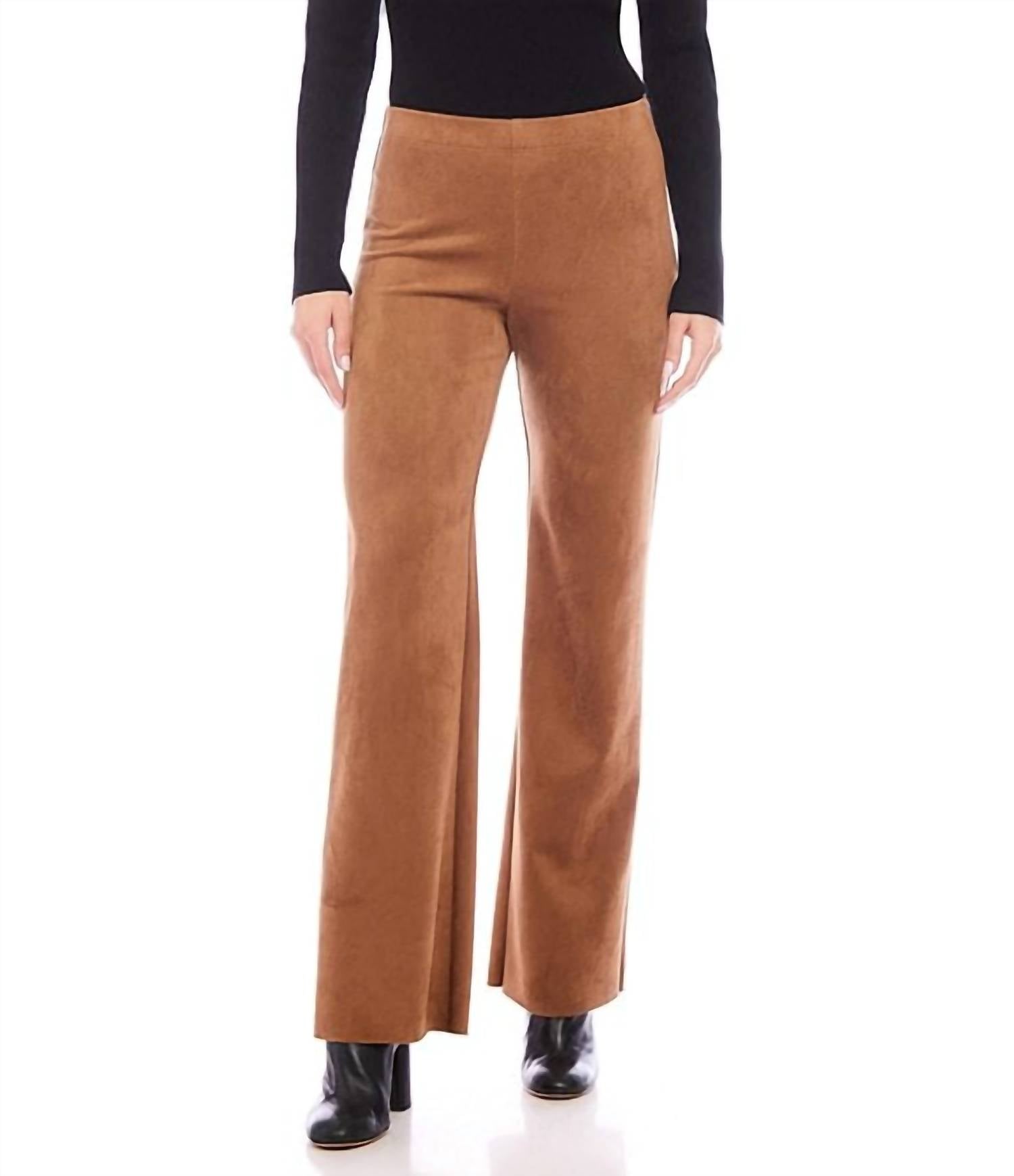 Эластичные брюки Presley Wide Leg из искусственной замши цвета коньяка Karen Kane, цвет cognac
Эластичные брюки Presley Wide Leg из искусственной замши цвета коньяка Karen Kane, цвет cognac