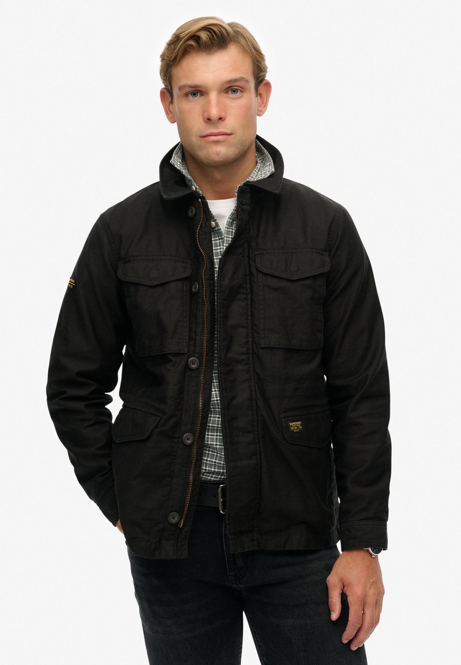 Куртка Superdry & Co COLLARED , Jet Black/Blue-Black Denim
Куртка Superdry & Co COLLARED , Jet Black/Blue-Black Denim