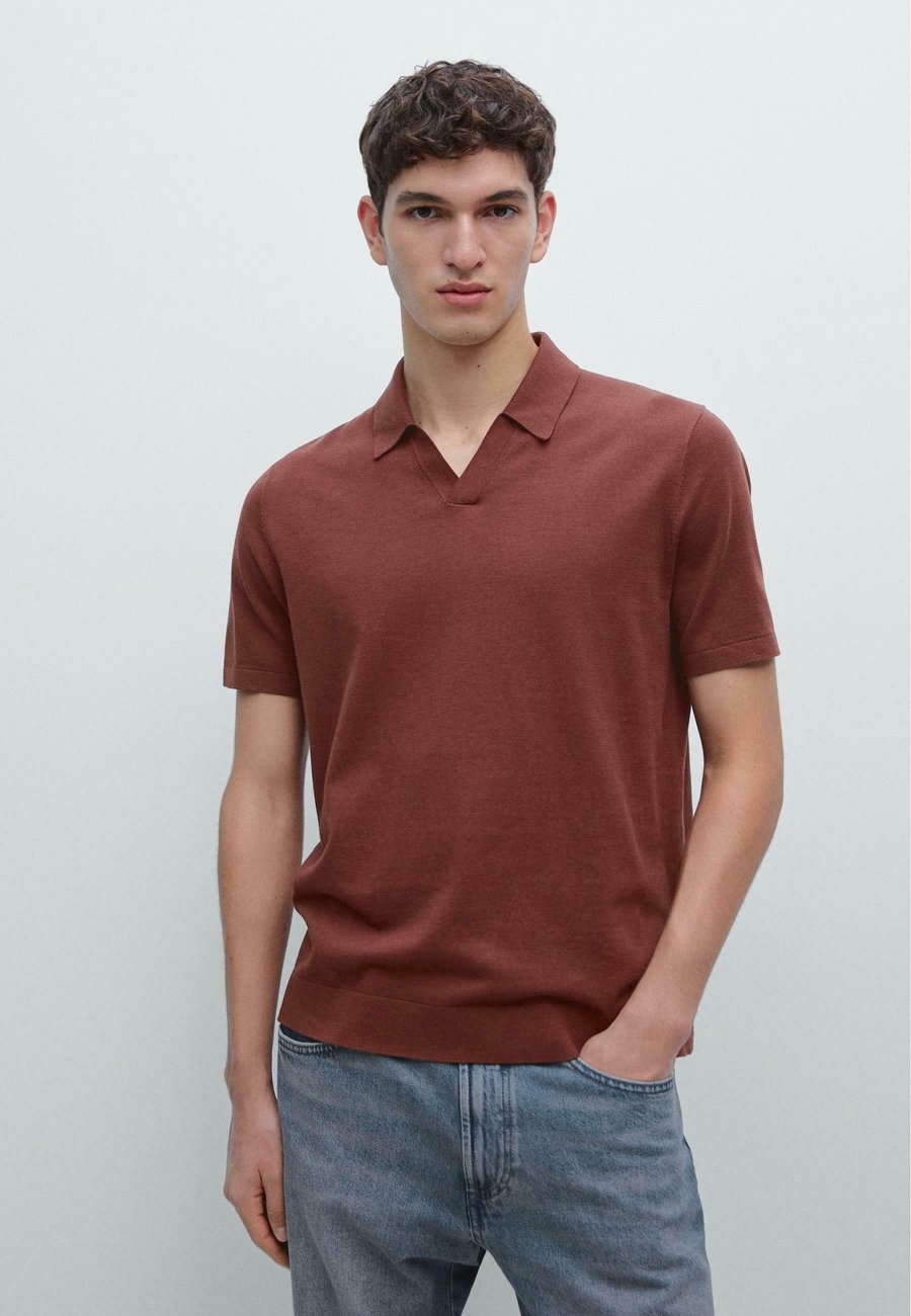 Поло Massimo Dutti V-NECK , Mottled Bordeaux
Поло Massimo Dutti V-NECK , Mottled Bordeaux