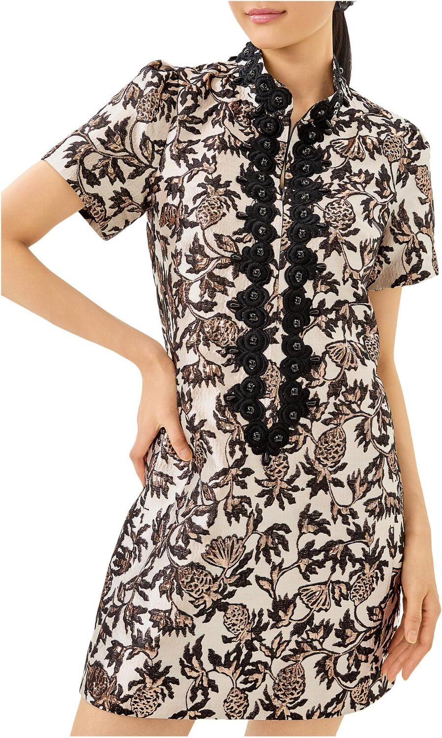 Женская жаккардовая сорочка Тедди Lilly Pulitzer, Noir Pineapple Puff Metallic
Женская жаккардовая сорочка Тедди Lilly Pulitzer, Noir Pineapple Puff Metallic