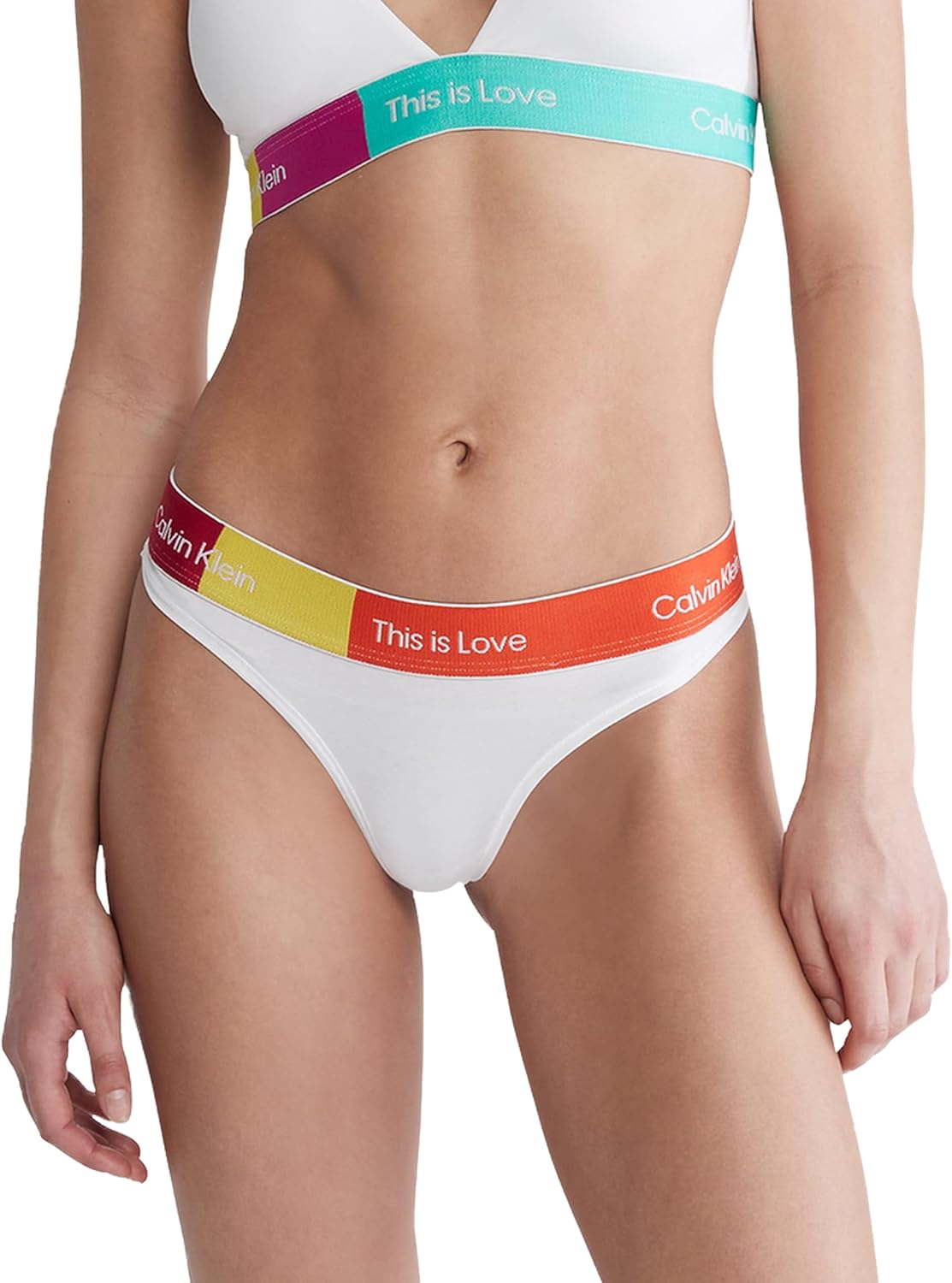 Женские трусики-стринги Calvin Klein This is Love Modern Cotton, White
Женские трусики-стринги Calvin Klein This is Love Modern Cotton, White