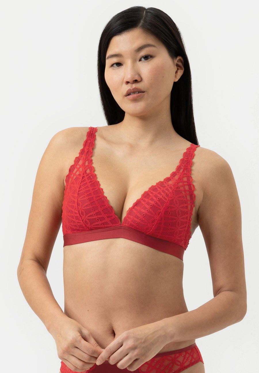Бюстгальтер mey Triangle bra, Gala Red/Red
Бюстгальтер mey Triangle bra, Gala Red/Red