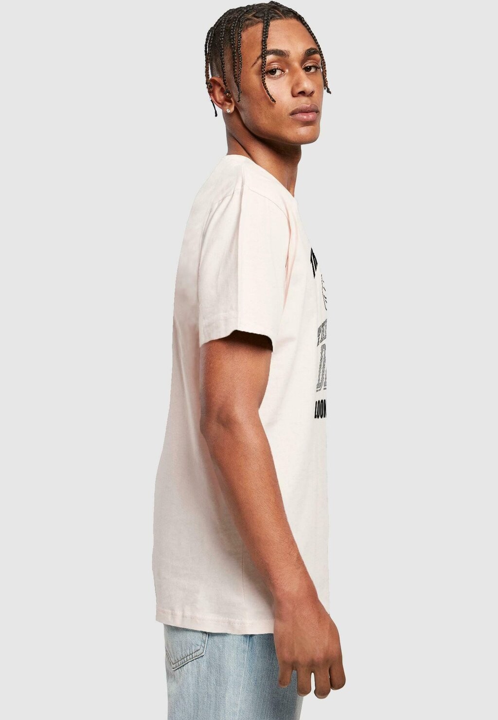 Футболка с принтом COOLEST DAD ROUND NECK Merchcode, розовый
Футболка с принтом COOLEST DAD ROUND NECK Merchcode, розовый