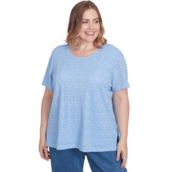 Футболка плюс сайз с текстурированным узором "шеврон" и кружевной спинкой Alfred Dunner, цвет iris
Футболка плюс сайз с текстурированным узором "шеврон" и кружевной спинкой Alfred Dunner, цвет iris