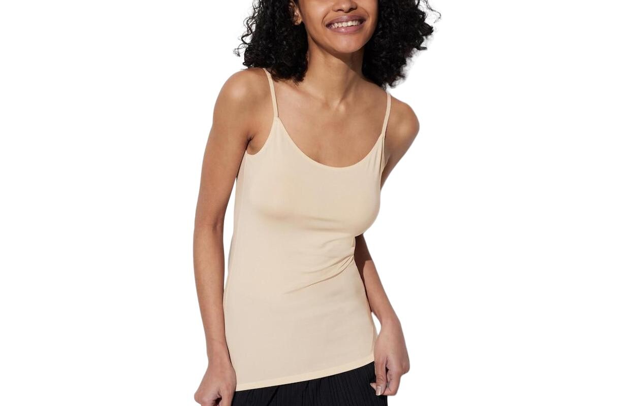 Женская майка Uniqlo 
Женская майка Uniqlo