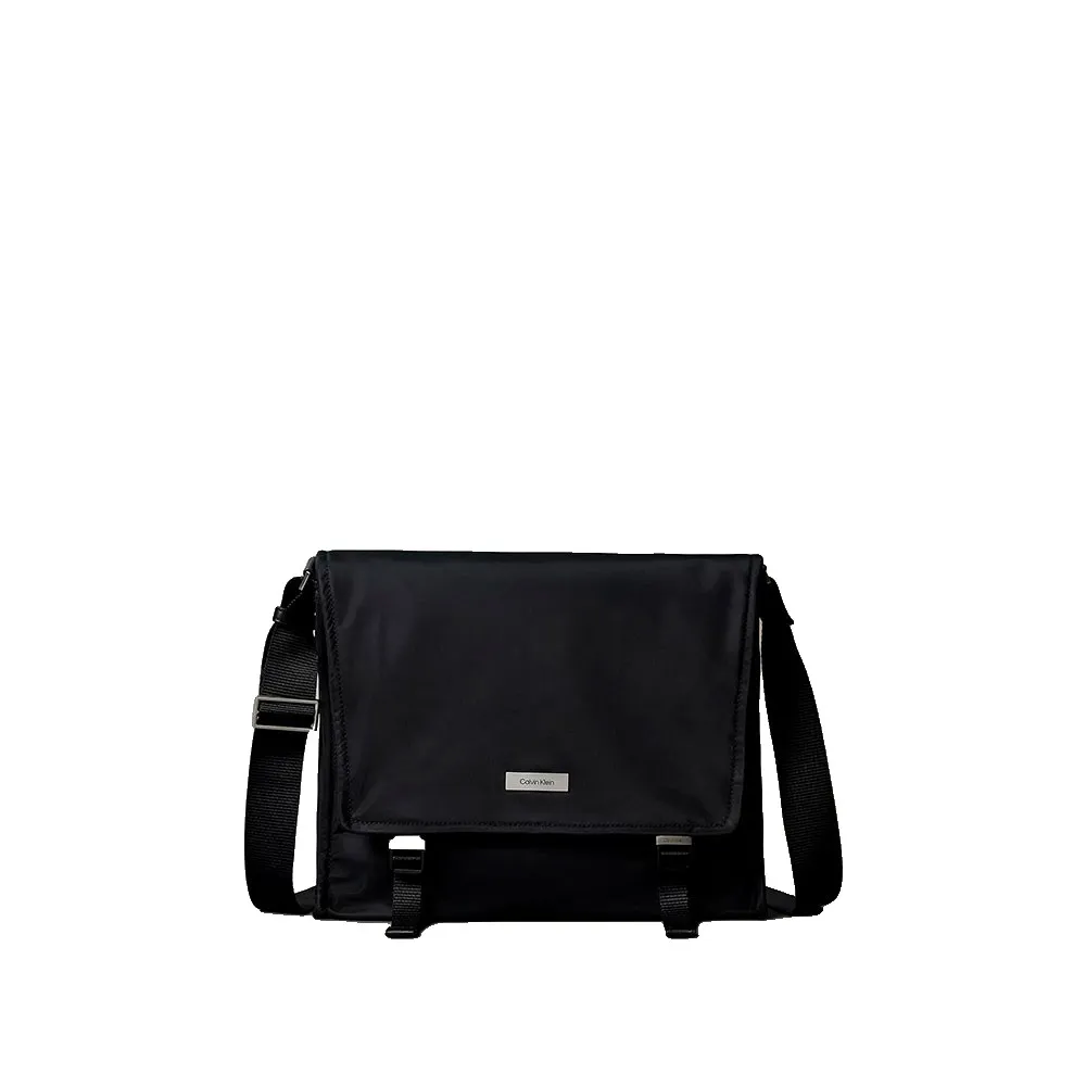 Портфель для ноутбука Calvin Klein LV04D3146G, коричневый
Портфель для ноутбука Calvin Klein LV04D3146G, коричневый