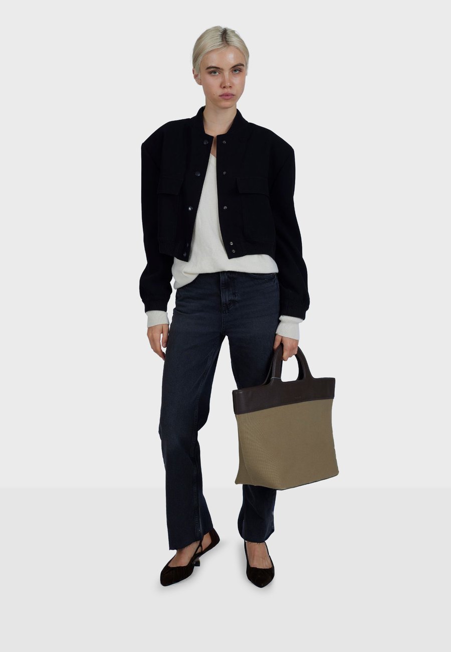 Сумка-шоппер Lonbali OSAKA LARGE, Khaki
Сумка-шоппер Lonbali OSAKA LARGE, Khaki