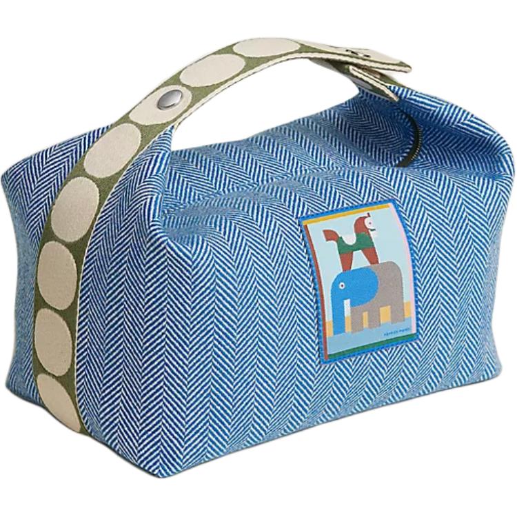 HERMES Сумка для хранения в путешествиях из шерсти с серебристой пряжкой 26 Women's Gypsy Blue
HERMES Сумка для хранения в путешествиях из шерсти с серебристой пряжкой 26 Women's Gypsy Blue