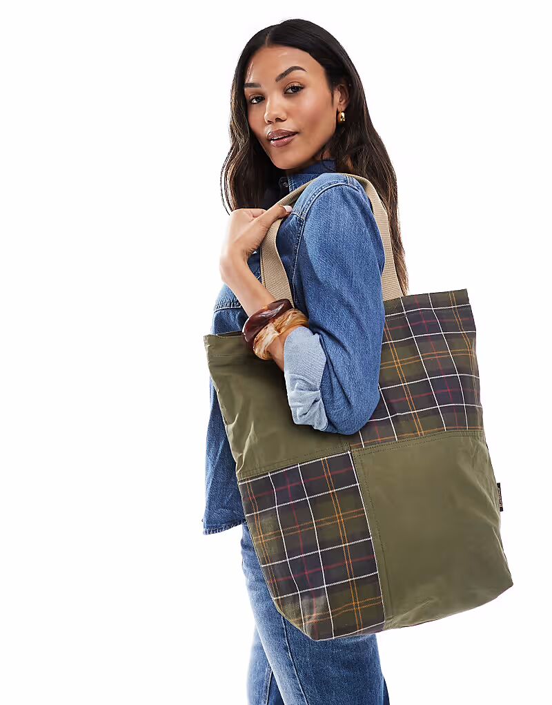 Сумка-шоппер Barbour Transport темно-зеленого цвета
Сумка-шоппер Barbour Transport темно-зеленого цвета