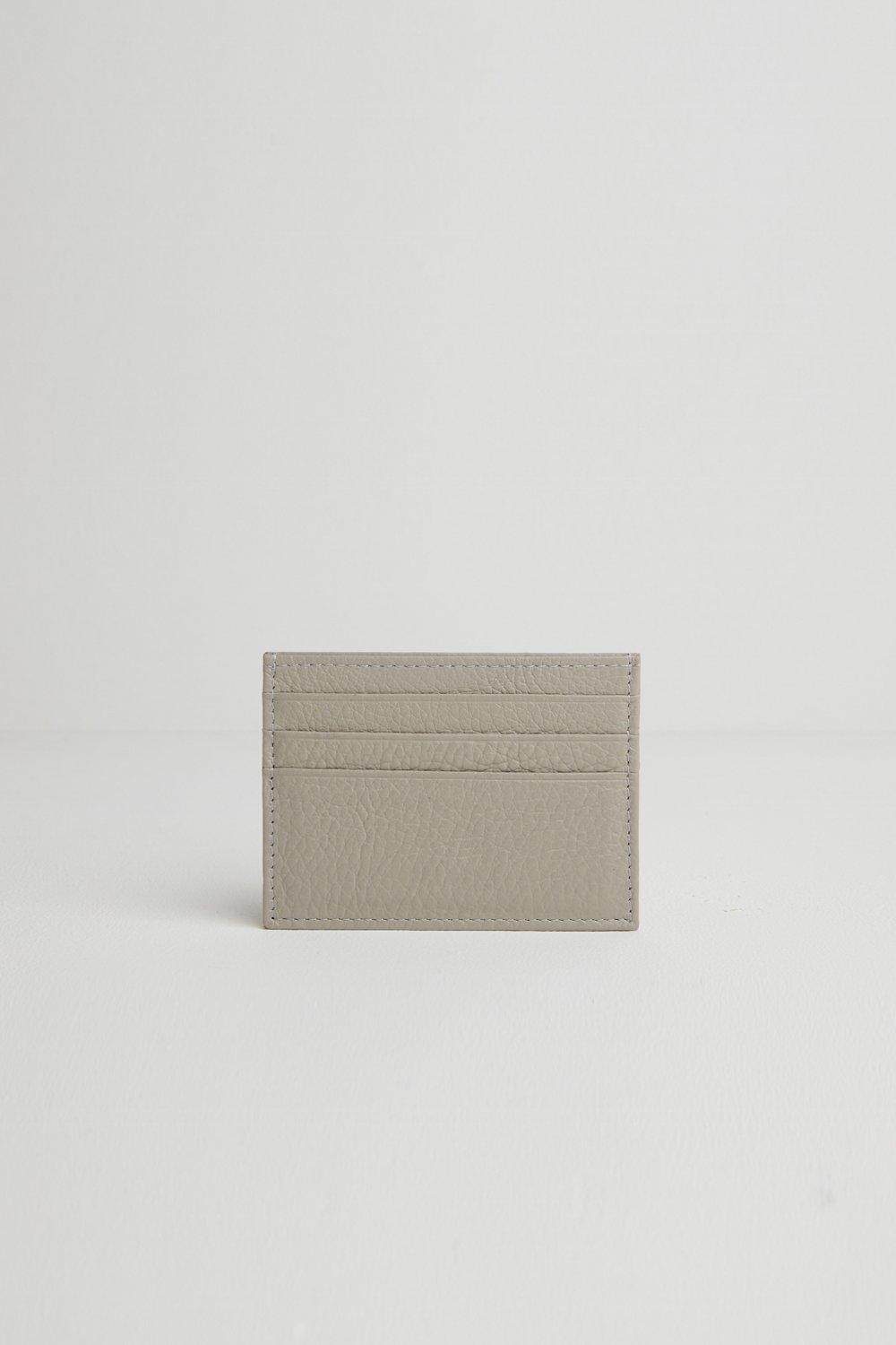 Кожаная визитница Betsy & Floss, серый
Кожаная визитница Betsy & Floss, серый