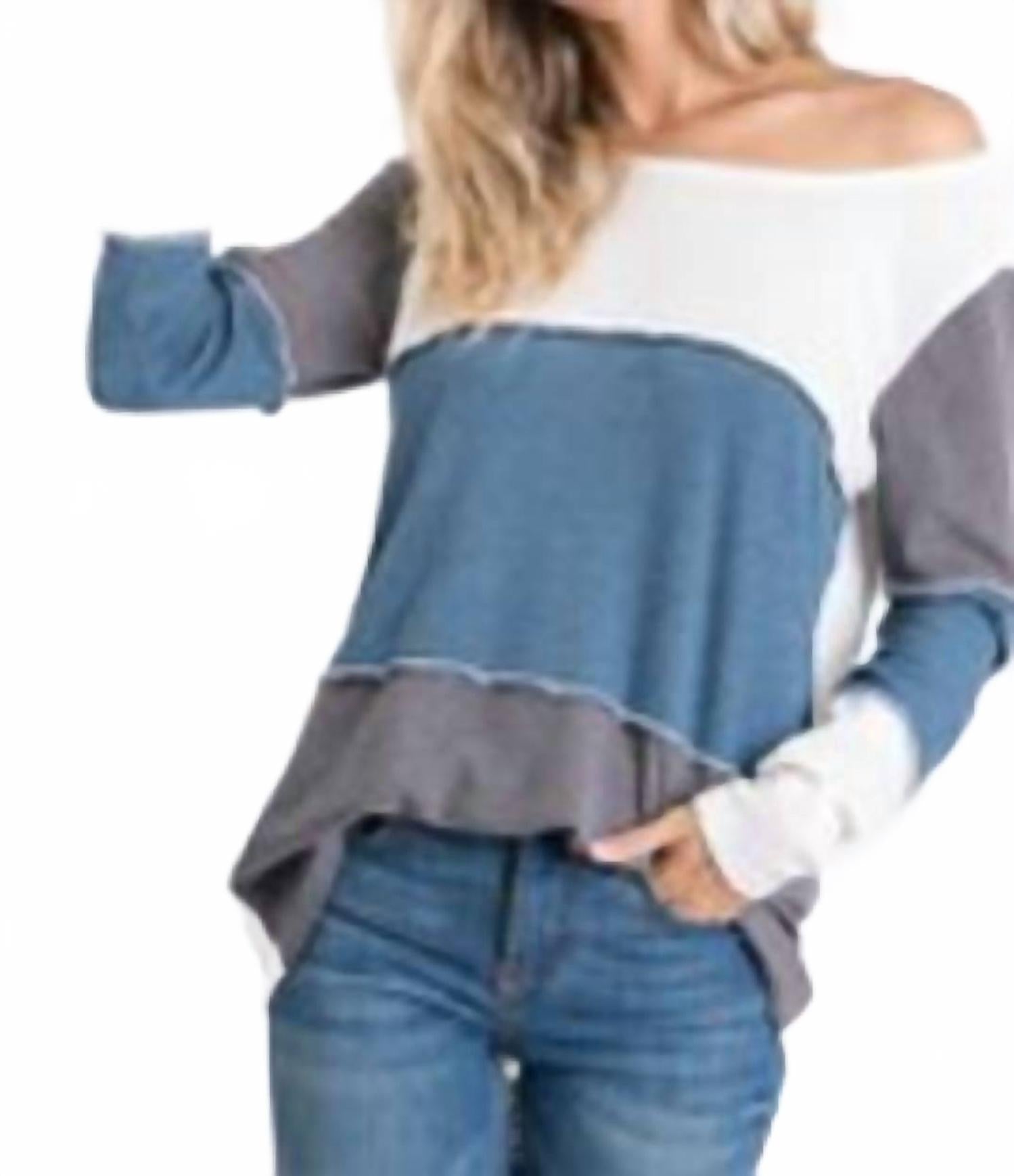 Топ с длинным рукавом и открытыми плечами в синем цвете Hopely
Топ с длинным рукавом и открытыми плечами в синем цвете Hopely