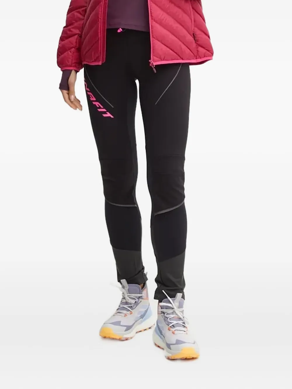 Спортивные брюки с молниями сбоку Dynafit, черный
Спортивные брюки с молниями сбоку Dynafit, черный