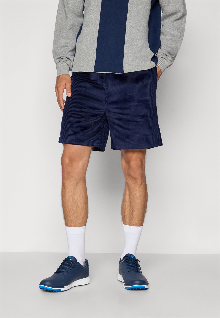 Спортивные шорты Students STUART BIG WALE SHORTS, Navy/Dark Blue
Спортивные шорты Students STUART BIG WALE SHORTS, Navy/Dark Blue