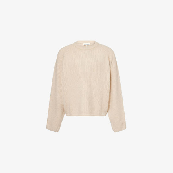 Вязаный джемпер The Couture Club с рукавом реглан и фактурой «букле», бежевый 
Вязаный джемпер The Couture Club с рукавом реглан и фактурой «букле», бежевый