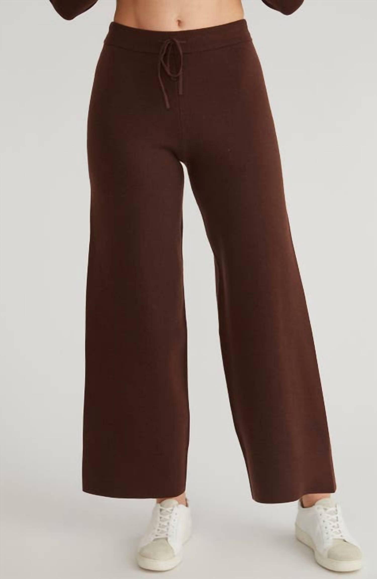 Широкие брюки Miranda цвета шоколада 525 America, цвет shaved chocolate
Широкие брюки Miranda цвета шоколада 525 America, цвет shaved chocolate