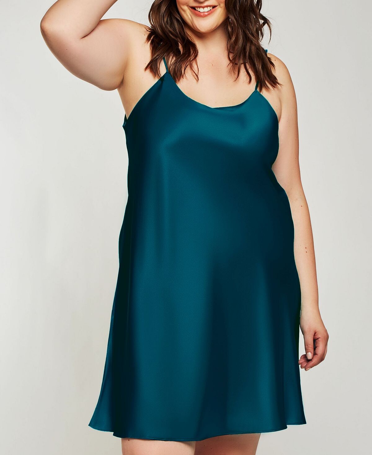 Ультрамягкая атласная сорочка больших размеров с регулируемыми бретелями iCollection
Ультрамягкая атласная сорочка больших размеров с регулируемыми бретелями iCollection