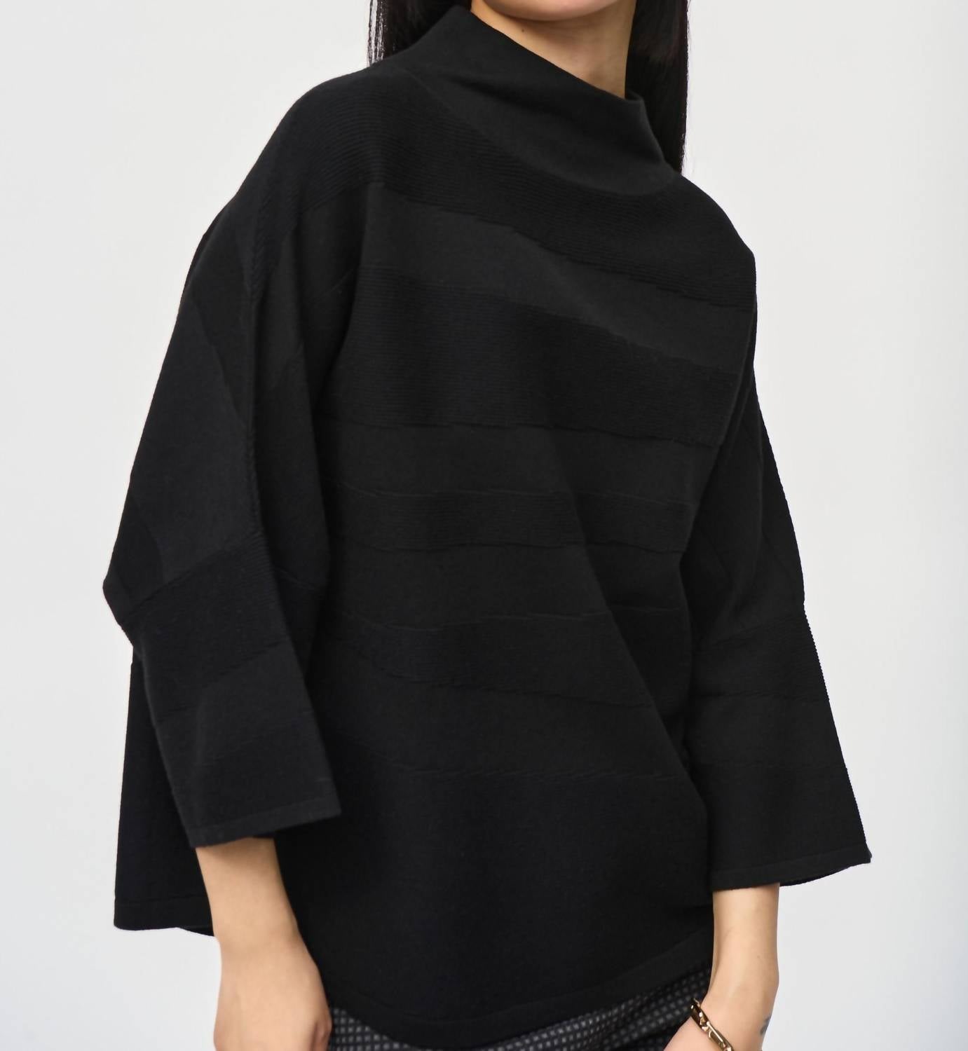 Mock Neck 3/4 Sleeve Boxy Sweater Top In Black Joseph Ribkoff
Mock Neck 3/4 Sleeve Boxy Sweater Top In Black Joseph Ribkoff