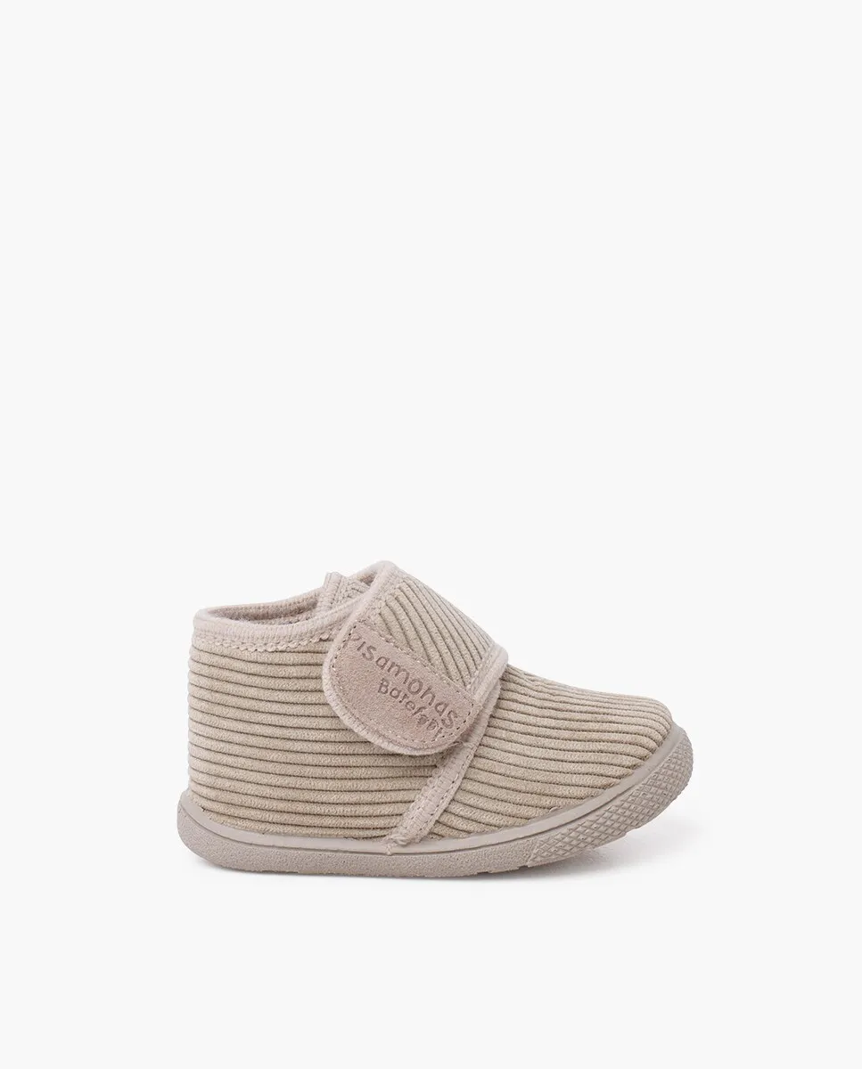 Детские закрытые домашние тапочки с вельветовыми ремешками для босых ног Pisamonas, цвет Piedra
Детские закрытые домашние тапочки с вельветовыми ремешками для босых ног Pisamonas, цвет Piedra