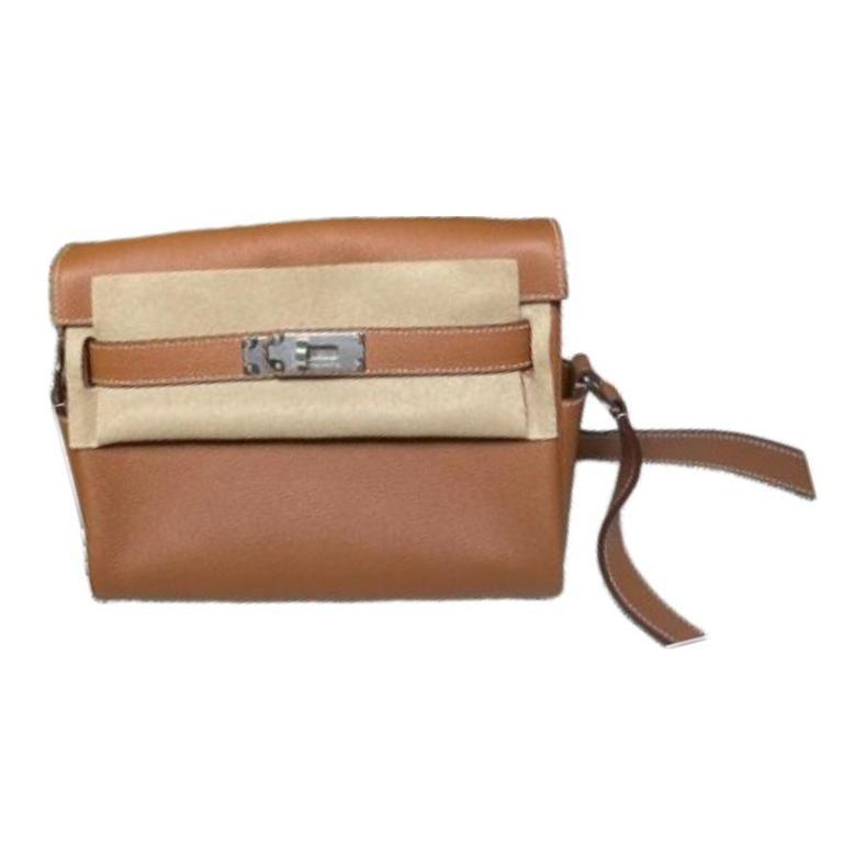 Келли Мессенджер Эверколор Кожаная Сумка Через Плечо Маленький Размер Унисекс 37 Золото Золотисто-Коричневый HERMES
Келли Мессенджер Эверколор Кожаная Сумка Через Плечо Маленький Размер Унисекс 37 Золото Золотисто-Коричневый HERMES